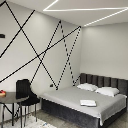 Lumi Hotel Bisjkek Buitenkant foto